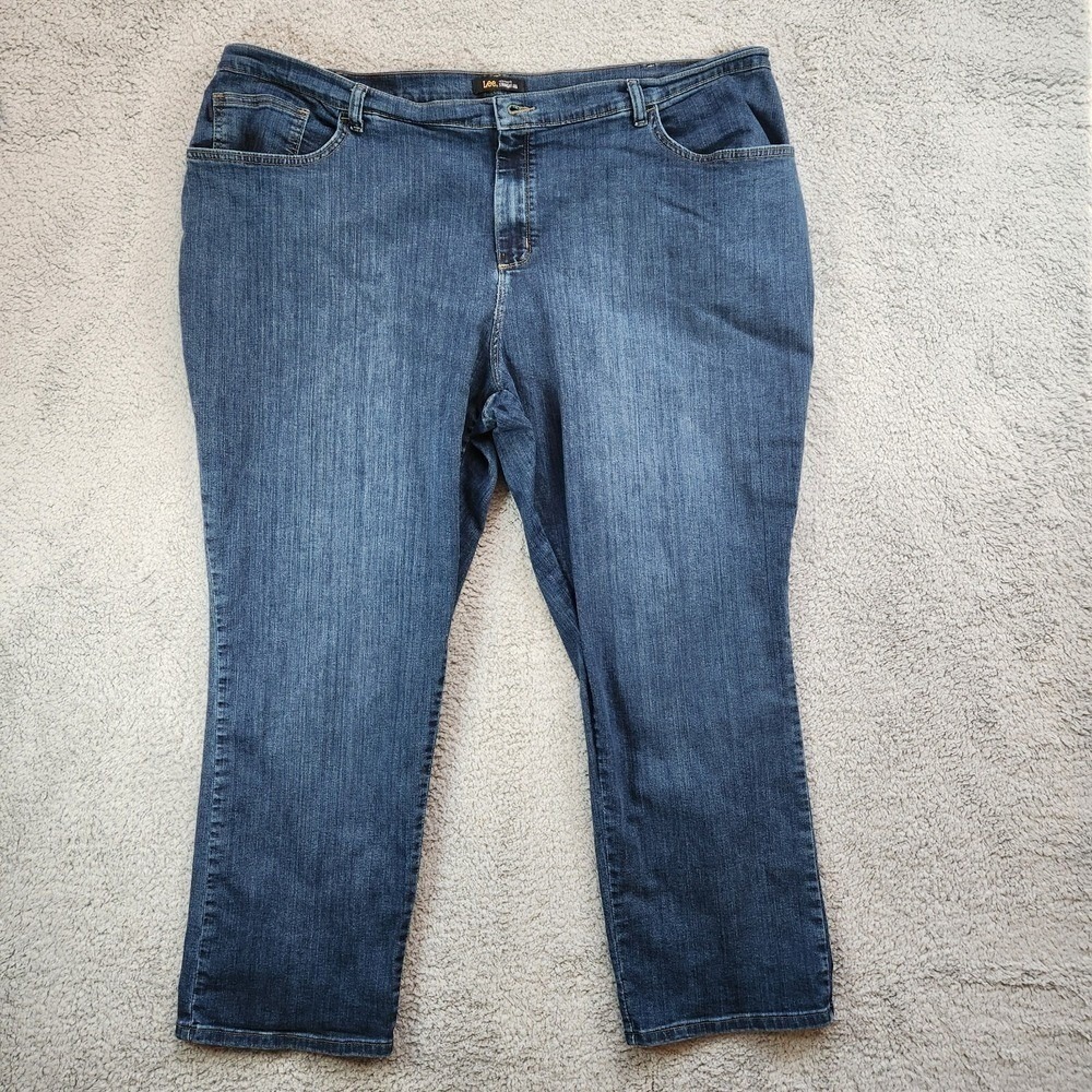 Lee Jeans Women's 24W Petite (Fits 48x28) Blue Denim Relaxed Fit Straight Leg